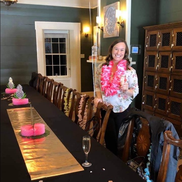 Meet the Posher - Picture 1 of 1